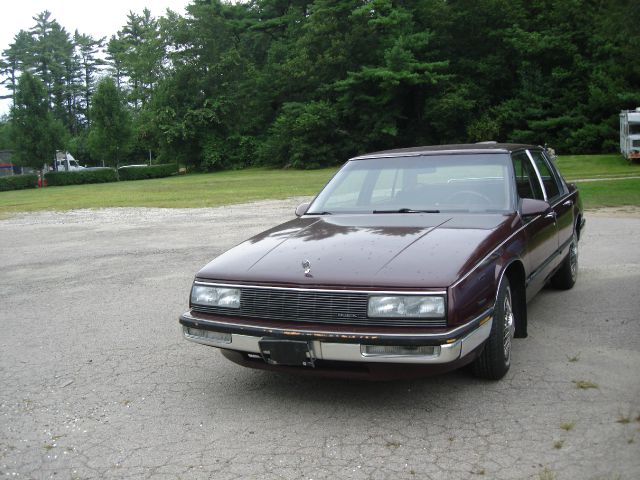 1989 Buick LeSabre SLT 25