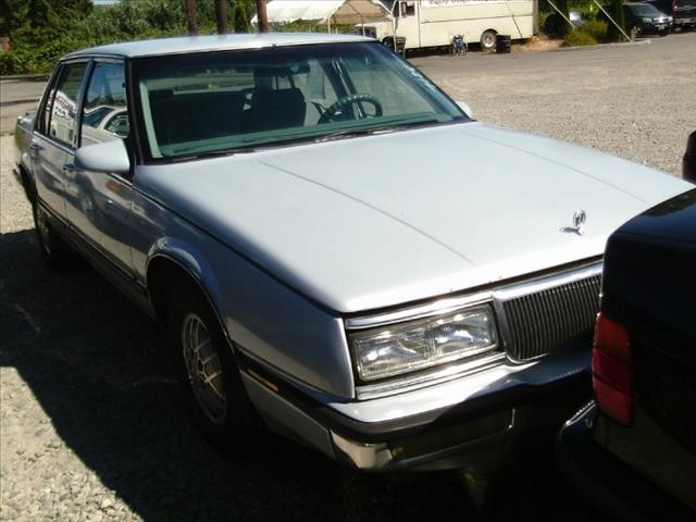 1990 Buick LeSabre 4WD 4dr 1500 LT 4x4 SUV