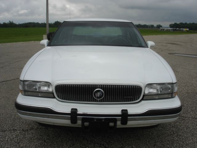1995 Buick LeSabre SLT 25