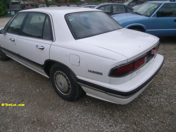 1996 Buick LeSabre SLT 25