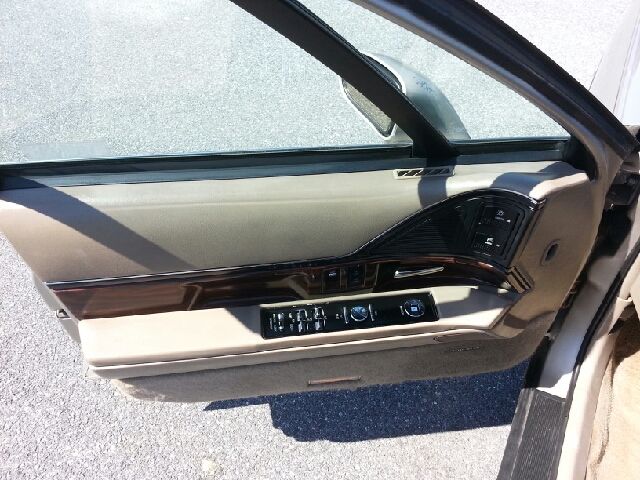 1997 Buick LeSabre SLT 25