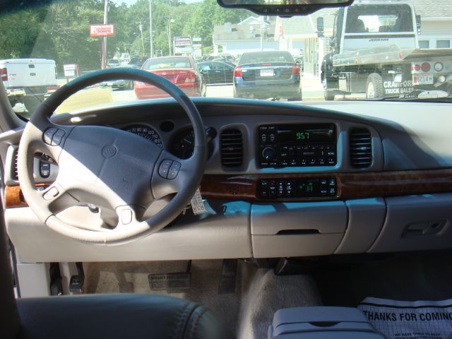 2001 Buick LeSabre SLT 25