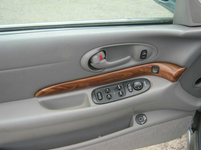 2003 Buick LeSabre 14 Box MPR