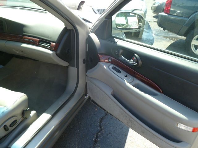 2004 Buick LeSabre SLT 25