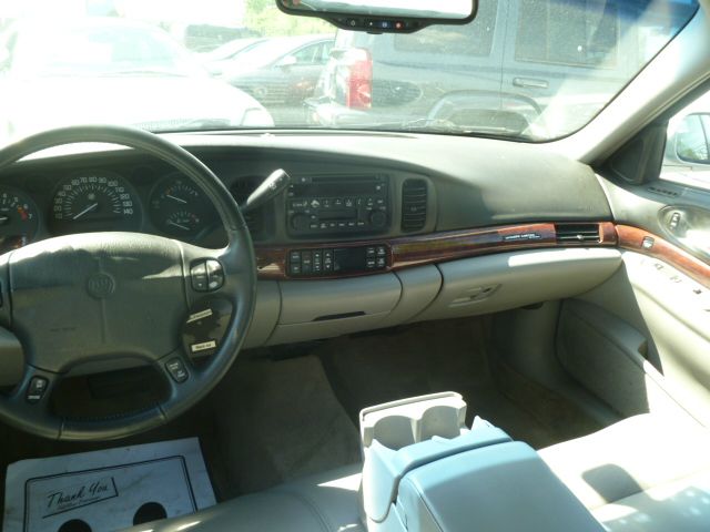 2004 Buick LeSabre SLT 25