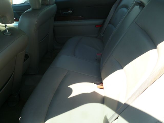 2004 Buick LeSabre SLT 25