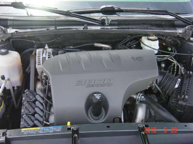 2004 Buick LeSabre SLT 25