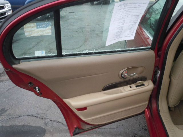 2004 Buick LeSabre SLT 25