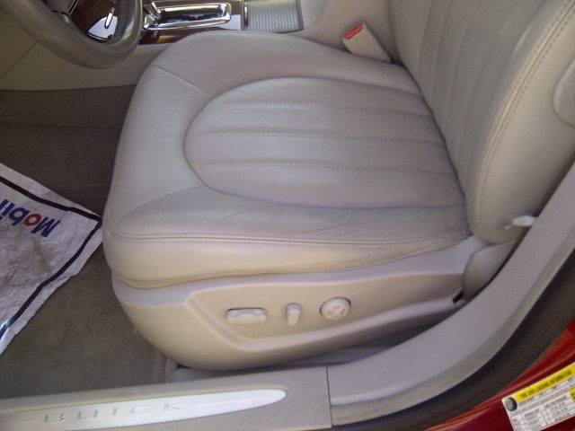 2006 Buick Lucerne MARK Levinson