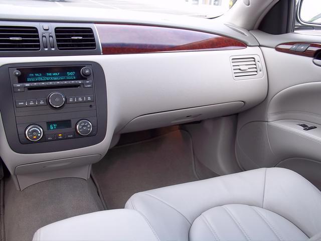 2006 Buick Lucerne All The Whistlesbells