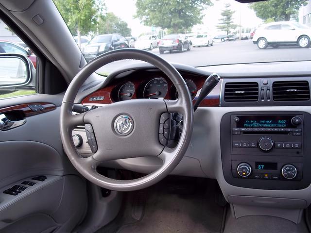 2006 Buick Lucerne All The Whistlesbells