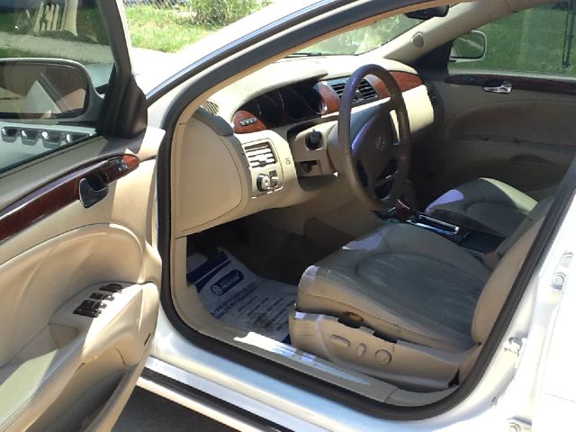 2006 Buick Lucerne GL Sedan 4D
