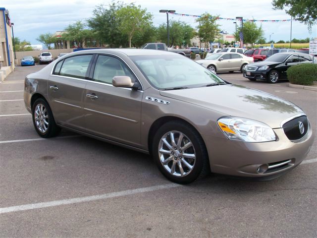 2006 Buick Lucerne GL Sedan 4D