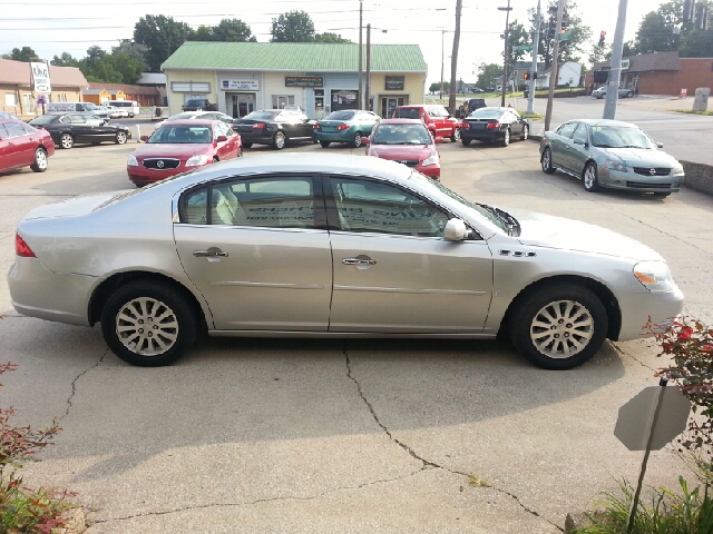 2006 Buick Lucerne GS 460 Sedan 4D