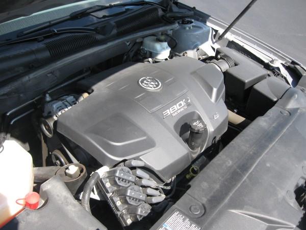 2006 Buick Lucerne GS 460 Sedan 4D