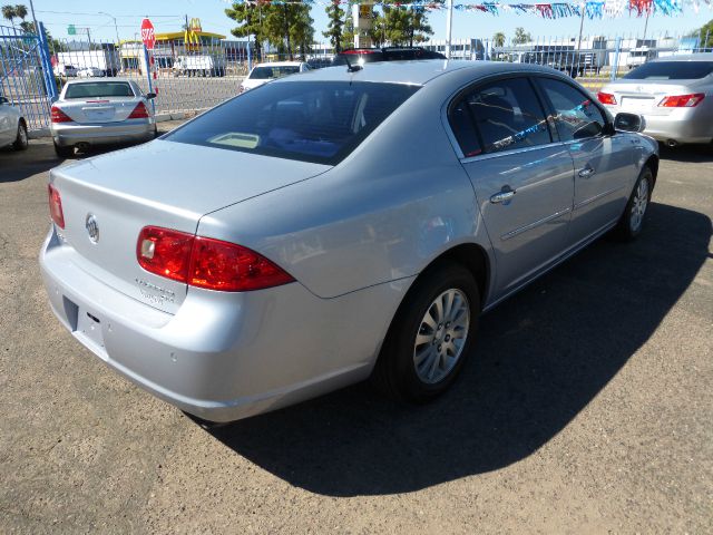 2006 Buick Lucerne GS 460 Sedan 4D