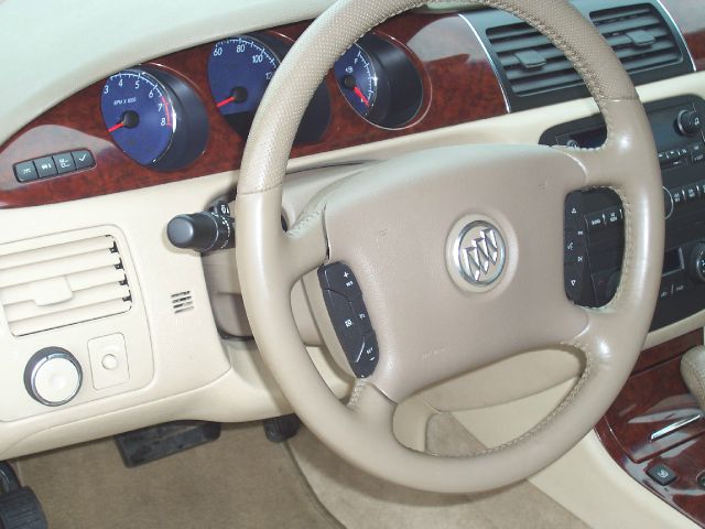 2006 Buick Lucerne GL Sedan 4D