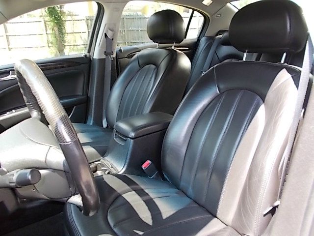 2006 Buick Lucerne GL Sedan 4D