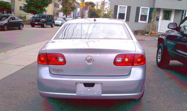 2006 Buick Lucerne GS 460 Sedan 4D