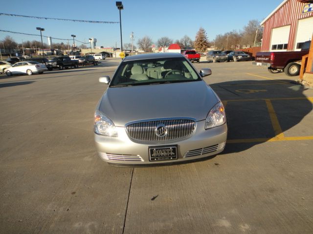 2006 Buick Lucerne GS 460 Sedan 4D