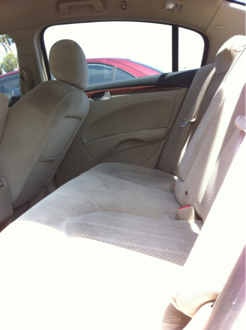 2006 Buick Lucerne GS 460 Sedan 4D