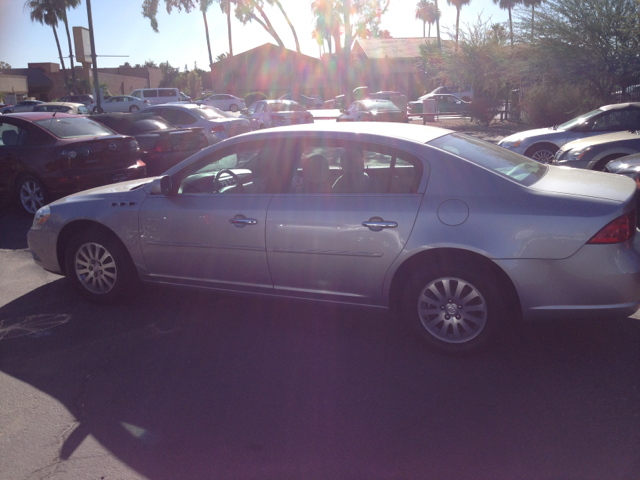 2007 Buick Lucerne GS 460 Sedan 4D