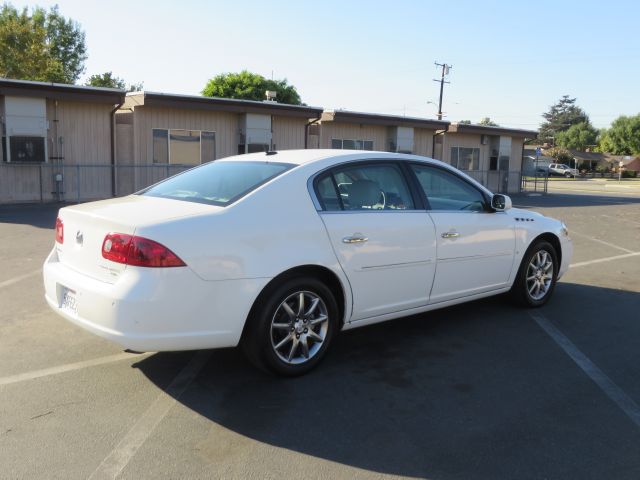 2007 Buick Lucerne Unknown