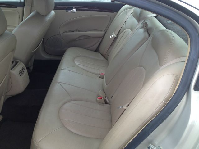 2007 Buick Lucerne GS 460 Sedan 4D
