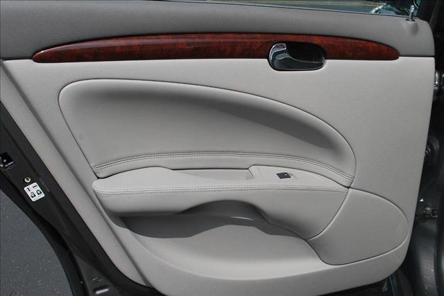 2007 Buick Lucerne All The Whistlesbells