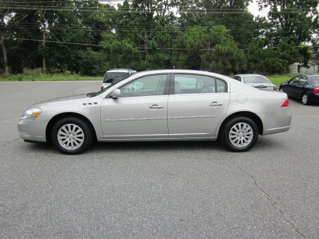 2007 Buick Lucerne GS 460 Sedan 4D