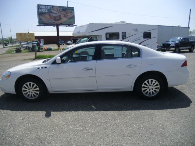 2008 Buick Lucerne GS 460 Sedan 4D