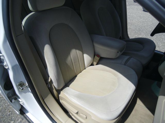 2008 Buick Lucerne GS 460 Sedan 4D