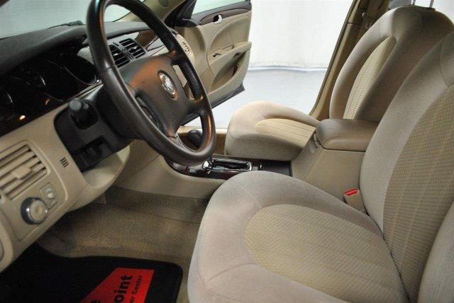 2008 Buick Lucerne SES (
