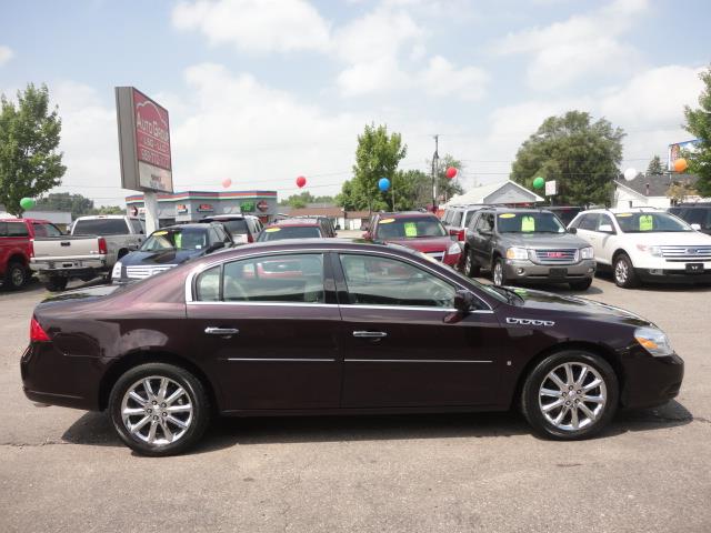 2008 Buick Lucerne Unknown