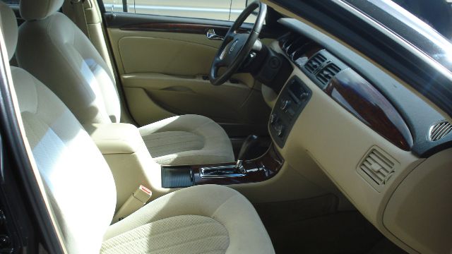 2008 Buick Lucerne GS 460 Sedan 4D