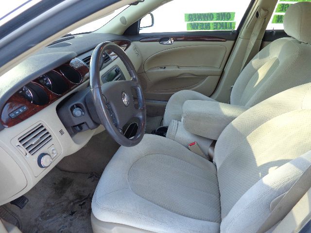 2008 Buick Lucerne GS 460 Sedan 4D