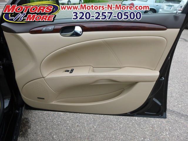 2008 Buick Lucerne Unknown