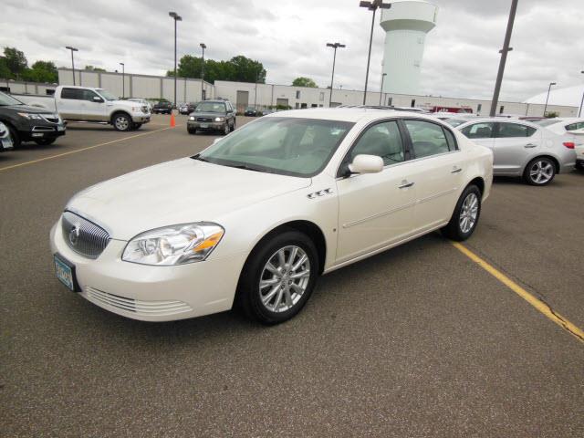 2009 Buick Lucerne All The Whistlesbells