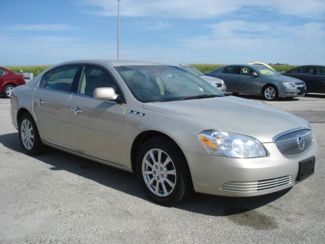 2009 Buick Lucerne 5dr CVT EX Hatchback