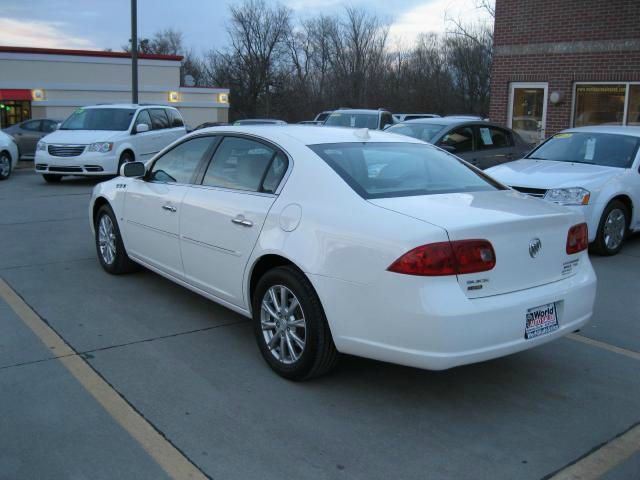 2009 Buick Lucerne Quad Cab SLT Longbox