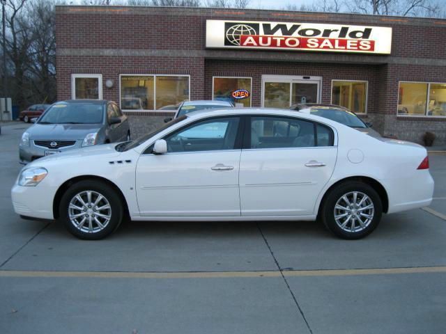 2009 Buick Lucerne Quad Cab SLT Longbox