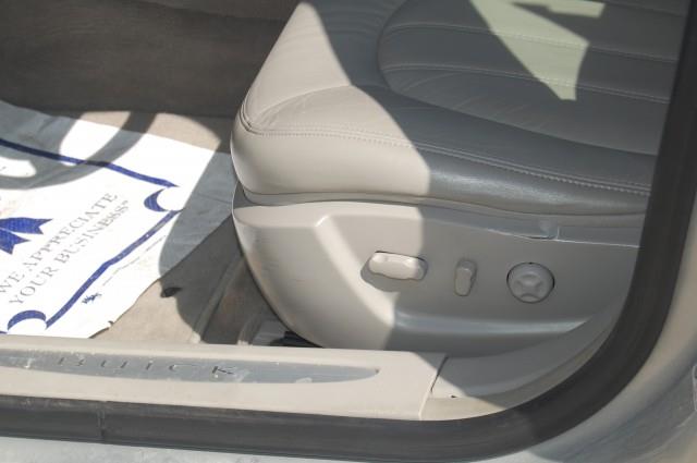 2010 Buick Lucerne Unknown