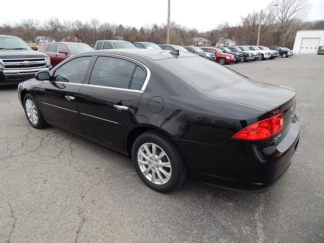 2011 Buick Lucerne GS 460 Sedan 4D