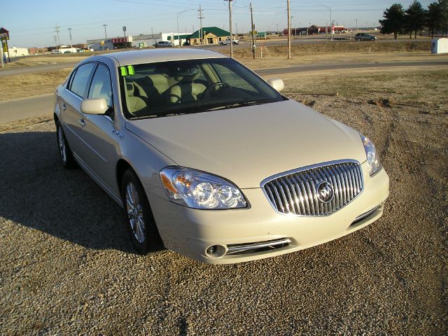2011 Buick Lucerne 4WD Dbl V6 4x4 Truck