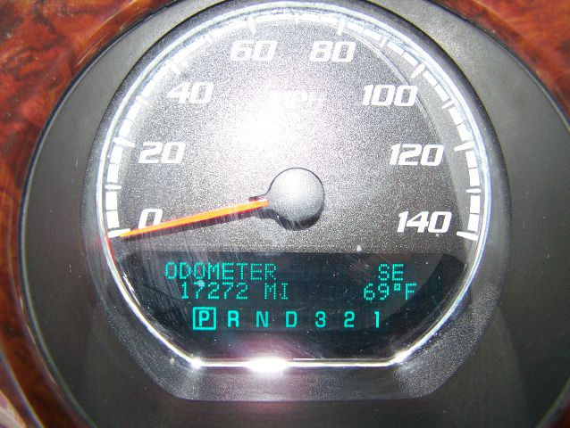 2011 Buick Lucerne GS 460 Sedan 4D