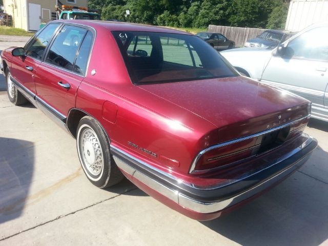 1994 Buick Park Avenue Denali AWD Premium+