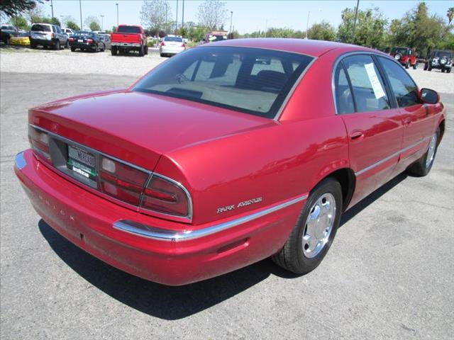 1999 Buick Park Avenue L.T. 4-w.d. 5.3L