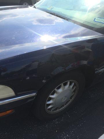 1999 Buick Park Avenue L.T. 4-w.d. 5.3L