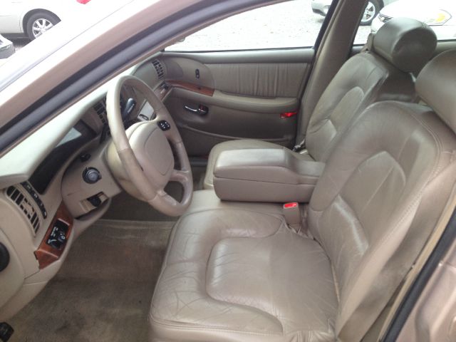 1999 Buick Park Avenue Base