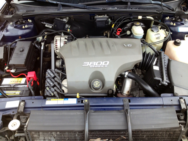 1999 Buick Park Avenue Base